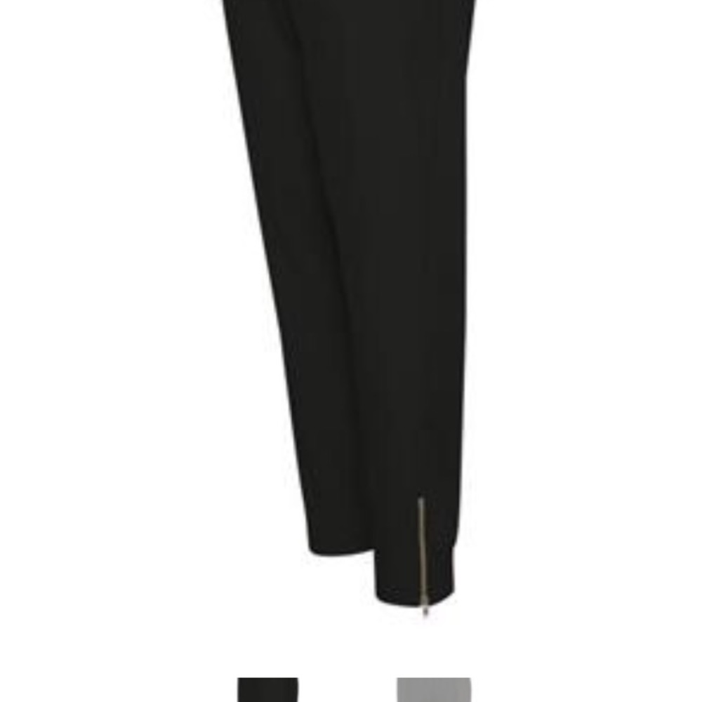 In wear dessed pants